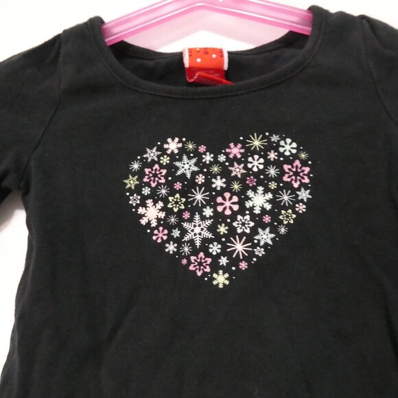Unbranded | 12 months | Black Snowflake Heart Graphic Print Long Sleeve Top - Picture 5 of 13